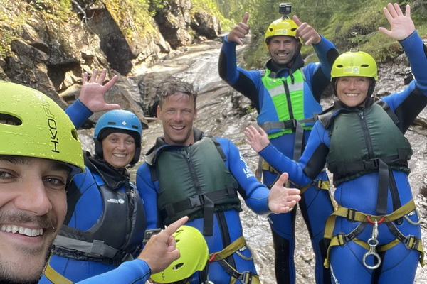 Canyoning adventure Norway. Extreme canyoning. Canyoning in Norway. / Juving i Norge.