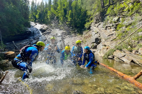Canyoning in Norway. / Juving i Norge.