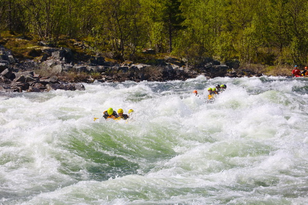 The real adventure party - FULL ON Rafting